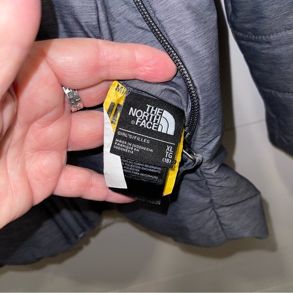 The North Face Reversible Mossbud Swirl Girls Jacket Size XL - Picture 4 of 11